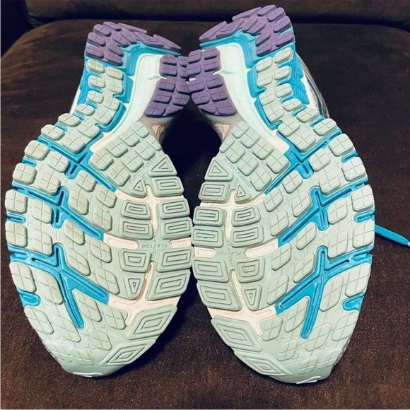 Mint Brooks adrenaline GTS 16 women’s 8.5 US 40 EUR Silver Blue - Picture 5 of 5